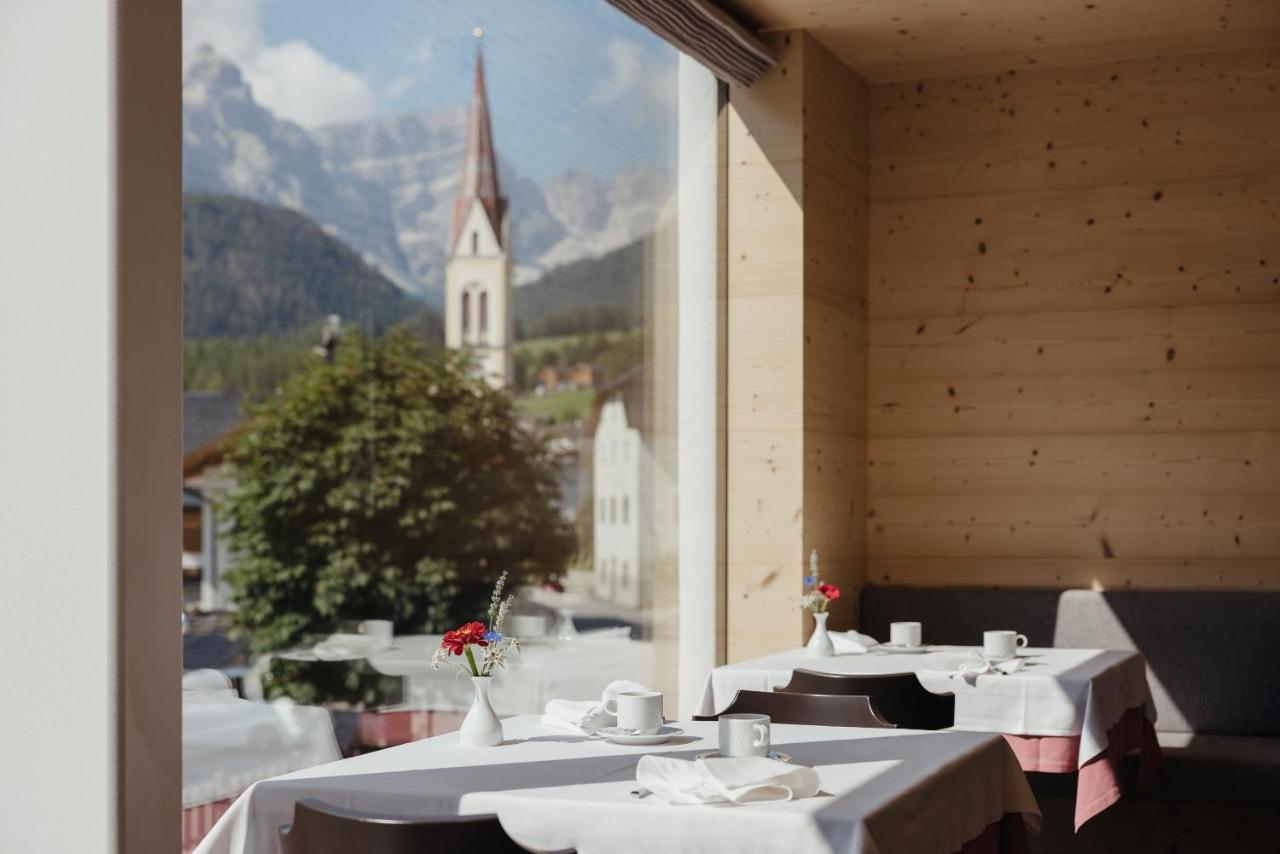 Berghotel Sanvi San Martino in Badia Exterior foto